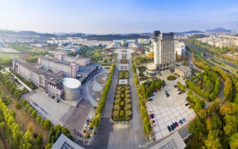 Guangzhou Maritime University 7